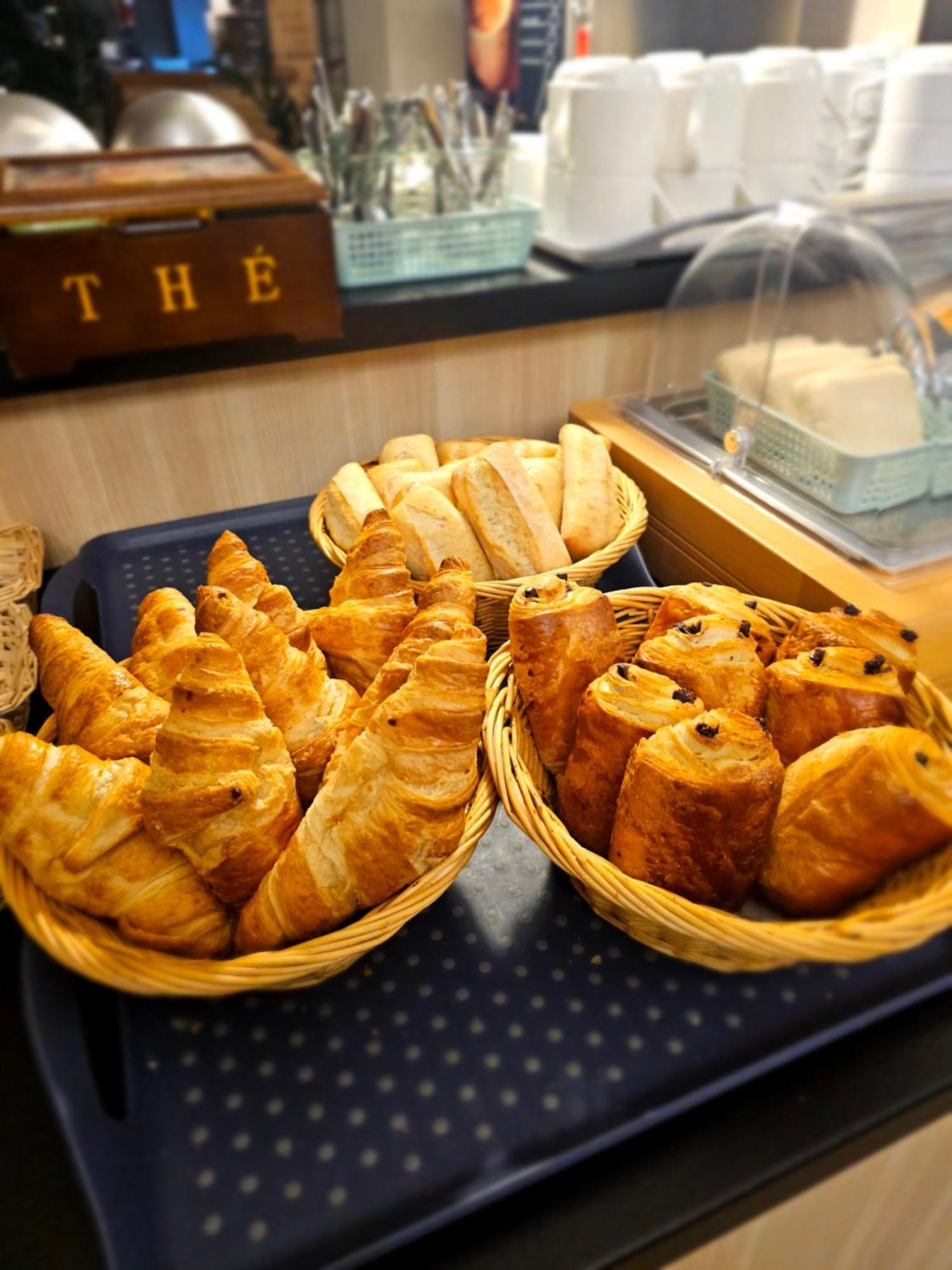 Hotel Restaurant Du Lac Graulhet ภายนอก รูปภาพ