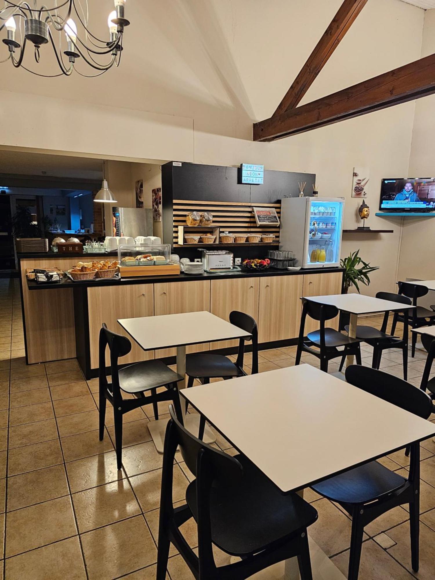 Hotel Restaurant Du Lac Graulhet ภายนอก รูปภาพ