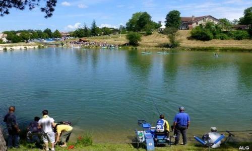 Hotel Restaurant Du Lac Graulhet ภายนอก รูปภาพ