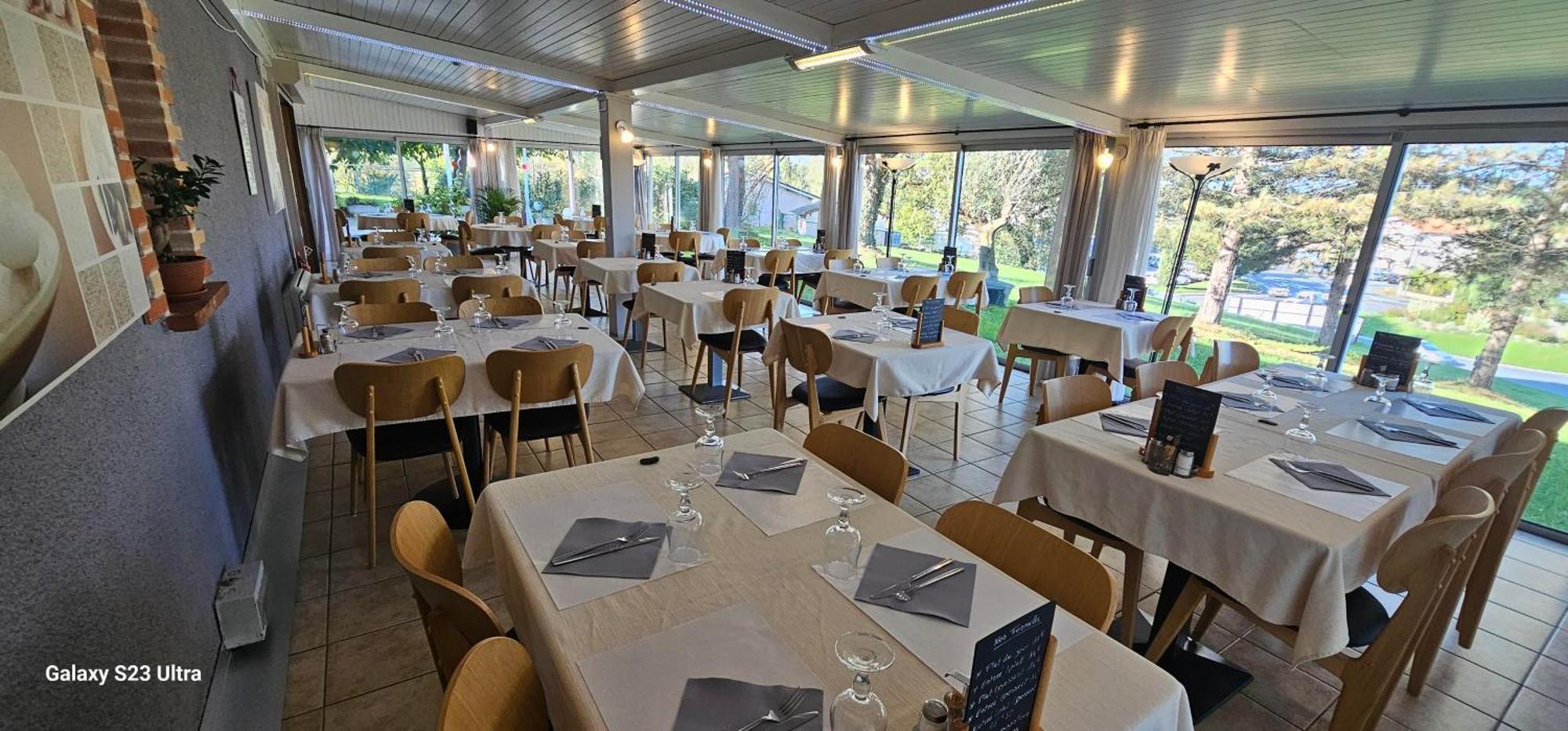 Hotel Restaurant Du Lac Graulhet ภายนอก รูปภาพ